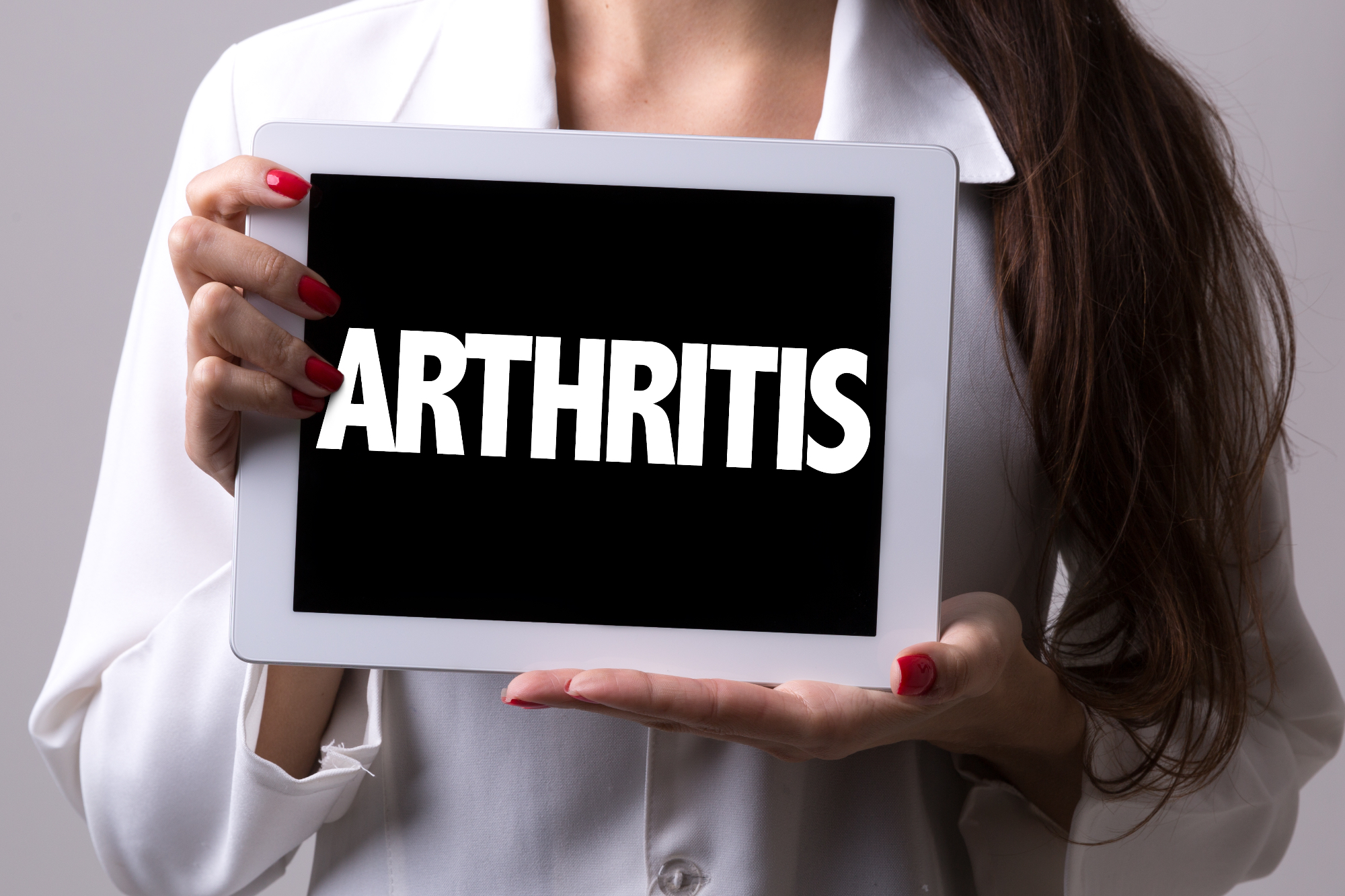 Revmatoidni artritis lahko prepoznamo res zelo enostavno